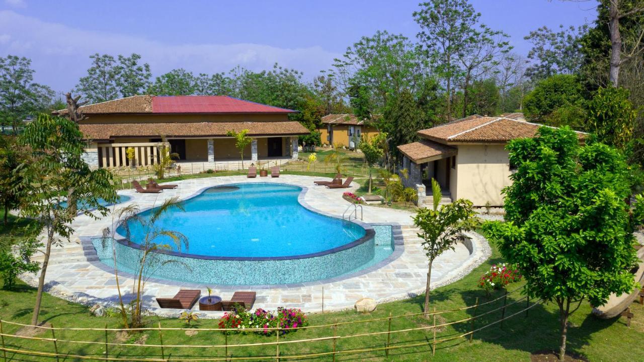 Jungle Villa Resort - Near Chitwan National Park Dış mekan fotoğraf