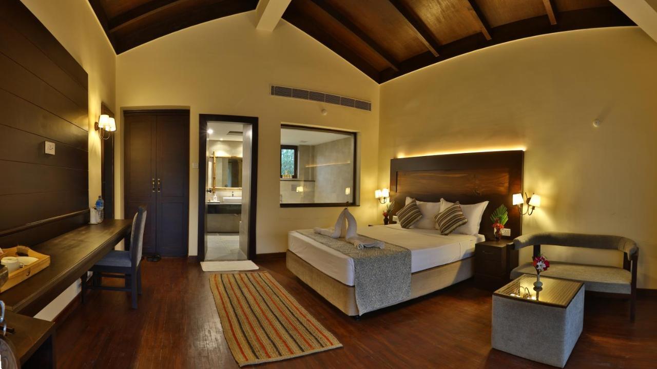 Jungle Villa Resort - Near Chitwan National Park Dış mekan fotoğraf