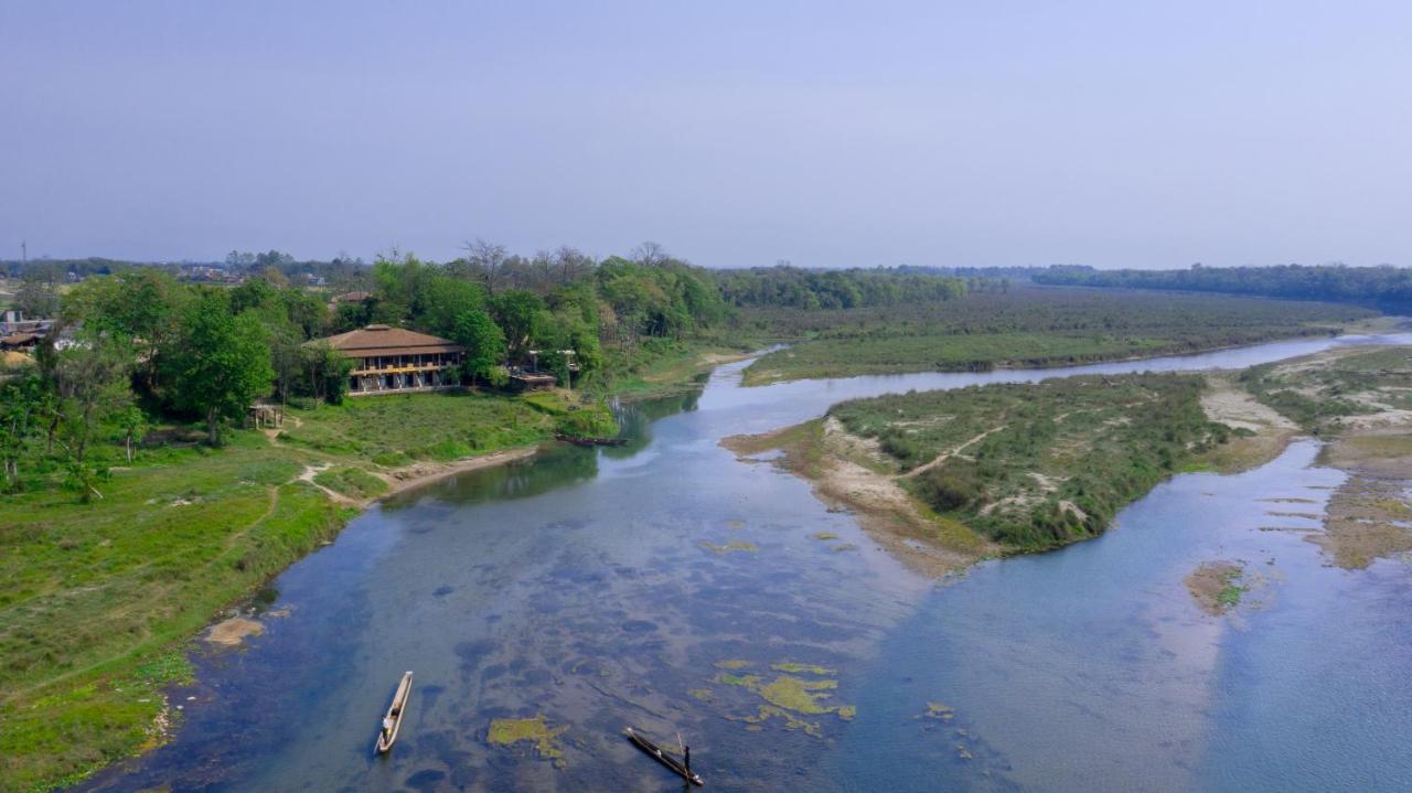 Jungle Villa Resort - Near Chitwan National Park Dış mekan fotoğraf