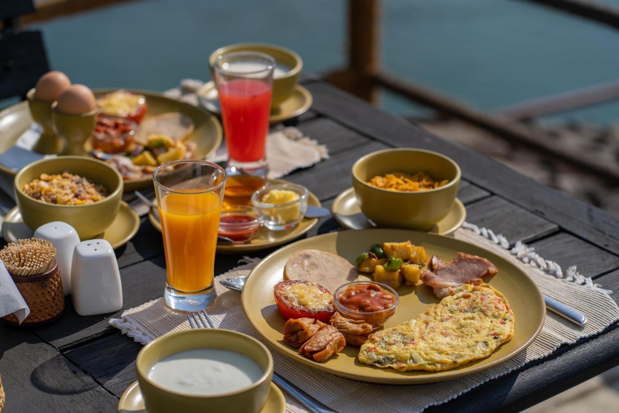 Jungle Villa Resort - Near Chitwan National Park Dış mekan fotoğraf