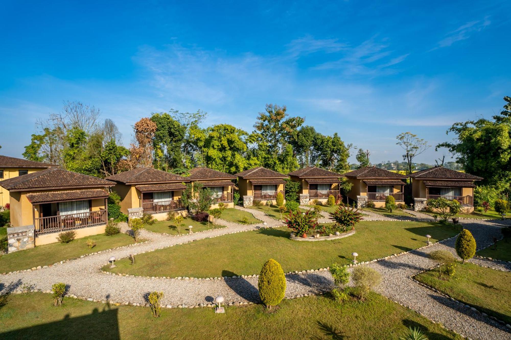 Jungle Villa Resort - Near Chitwan National Park Dış mekan fotoğraf