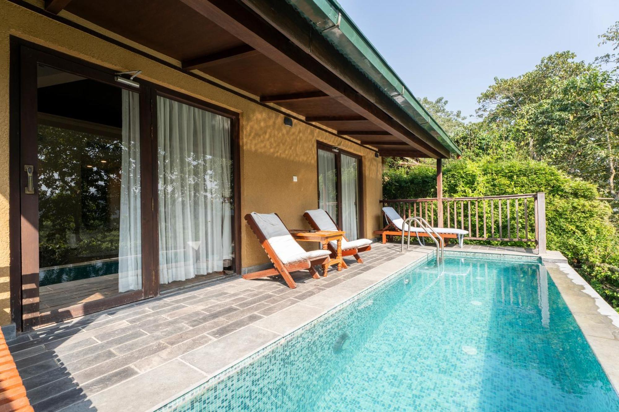 Jungle Villa Resort - Near Chitwan National Park Dış mekan fotoğraf